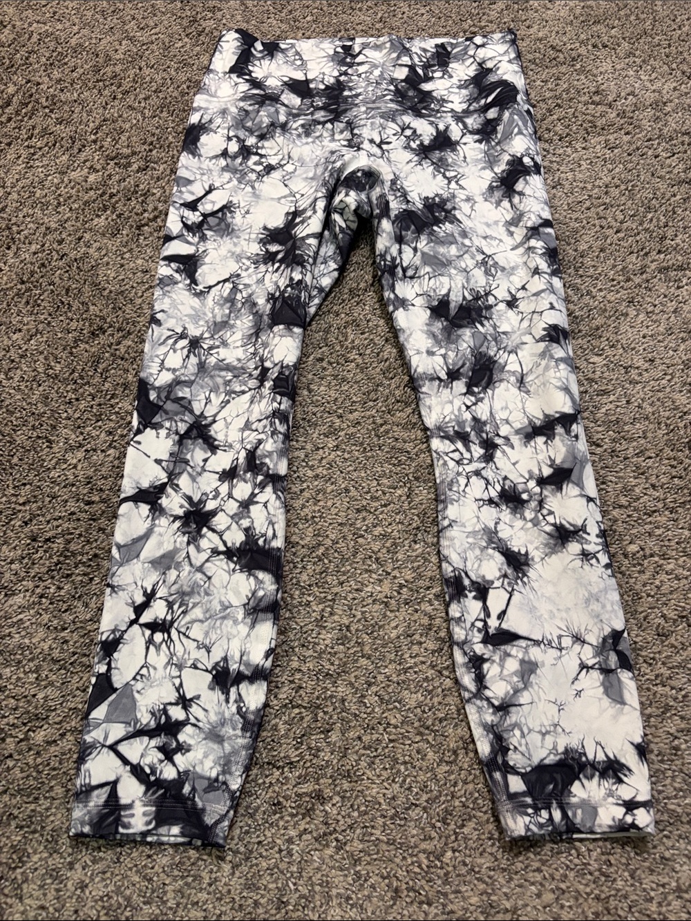 Lululemon Wunder Under HR 7/8 Tight *Dual Shibori Full-On Luxtreme 25" size 10 - Picture 2 of 6